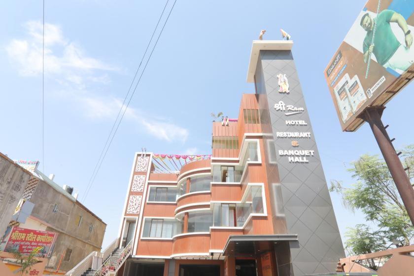 Shree Ram Hotel Gorakhpur Eksteriør bilde